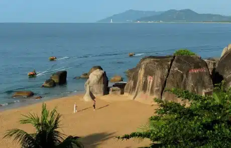 Sanya Tianya Haijiao - China Xian Tour: Private & Tailor-Made China Tours Sanya Tianya Haijiao