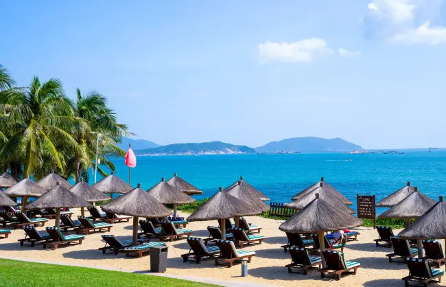 Sanya Yalong Bay