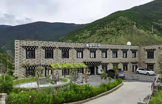 black-tibetan-house - China Xian Tour: Private & Tailor-Made China Tours black-tibetan-house Yading village