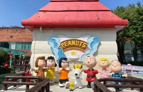 Hong-Kong-Snoopy-World - China Xian Tour: Private & Tailor-Made China Tours Hong Kong Snoopy's World