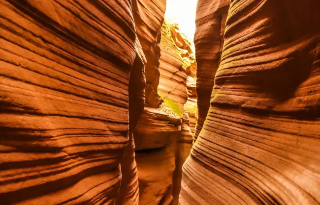 4 Days Yucha Grand Canyon & Wave Valley Tour