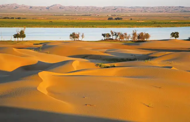 Ulan Buhe Desert in Inner Mongolia 