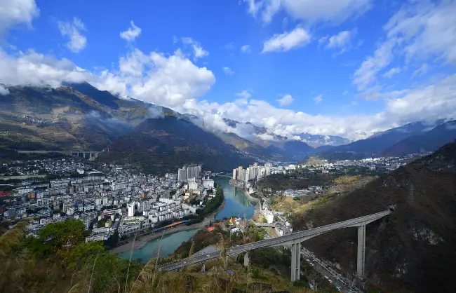 Liuku Town along Nu River Valley