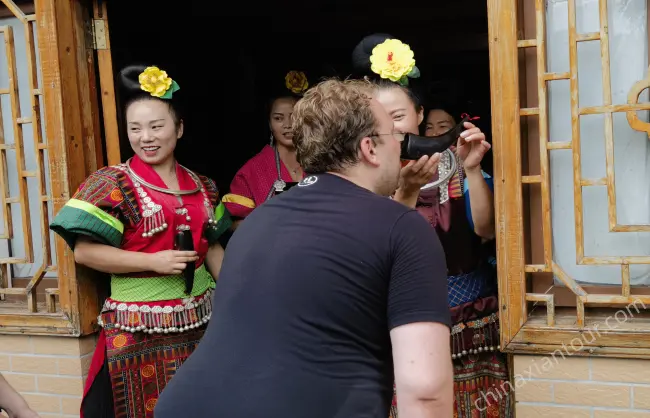 Guizhou Miao village wine welcome ceremony