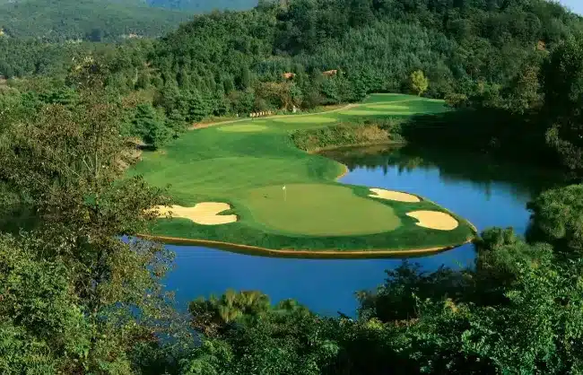 Mountain Course of Kunming Spring City Golf & Lake Resort