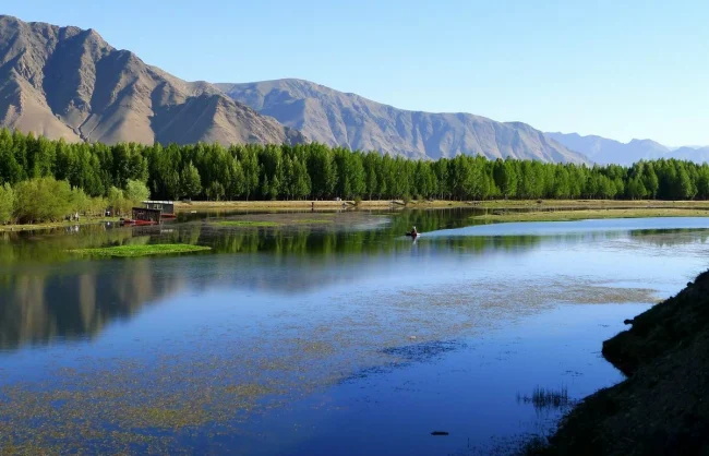 Lhasa Yarlung Tsangpo River