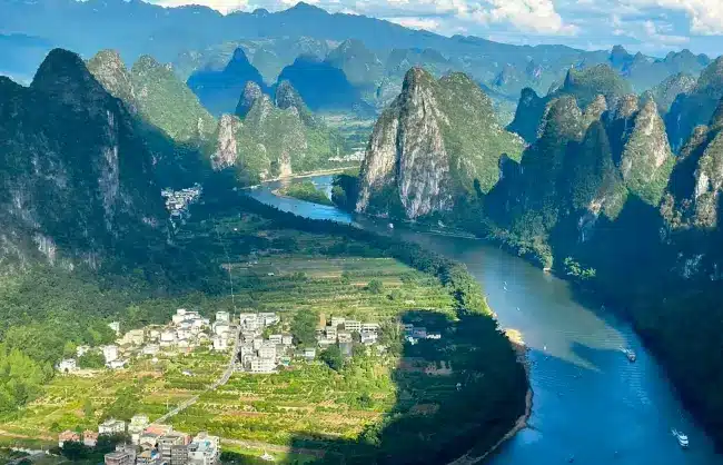 scenery from xianggong hill in guilin - China Xian Tour: Private & Tailor-Made China Tours Scenery from Xianggong Hill in Guilin