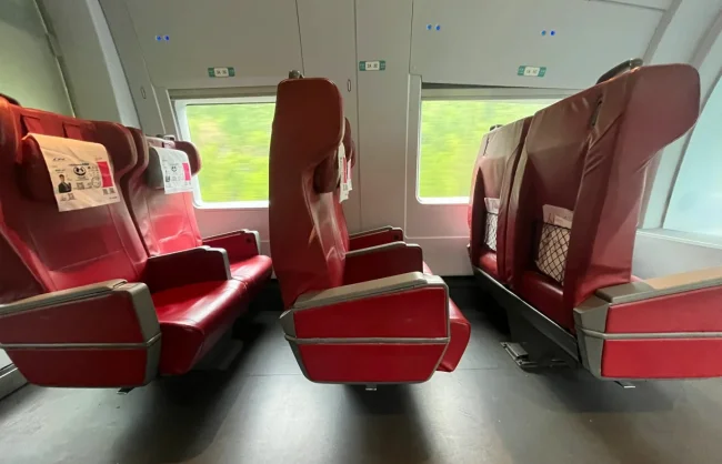Superior class seats on high-speed trains