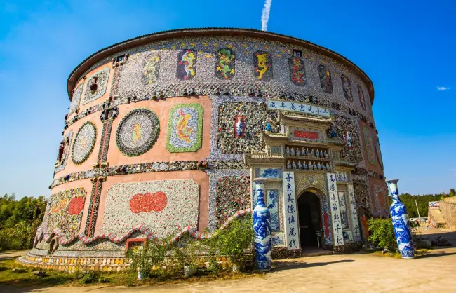 Jingdezhen Xinping Porcelain Palace
