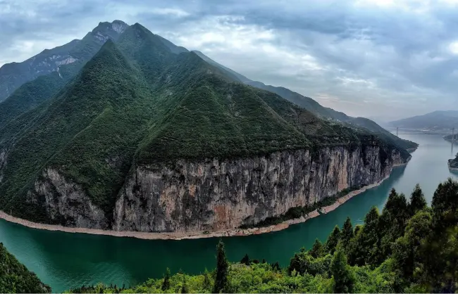 Three Gorges Summit - China Xian Tour: Private & Tailor-Made China Tours Three Gorges Summit