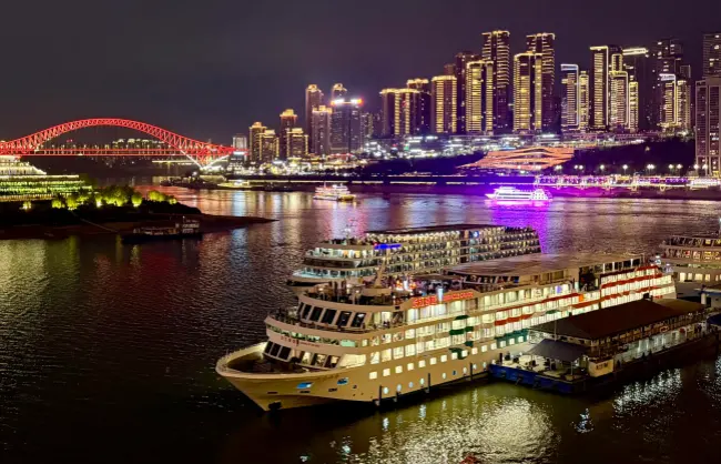 cruising-the-yangtze-river | China Xian Tour: Private & Tailor-Made China Tours Cruising the Yangtze River