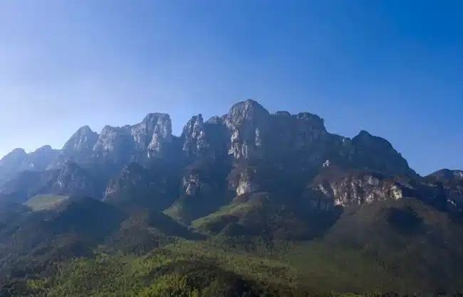 five-old-men-peaks - China Xian Tour: Private & Tailor-Made China Tours five-old-men-peaks Lushan