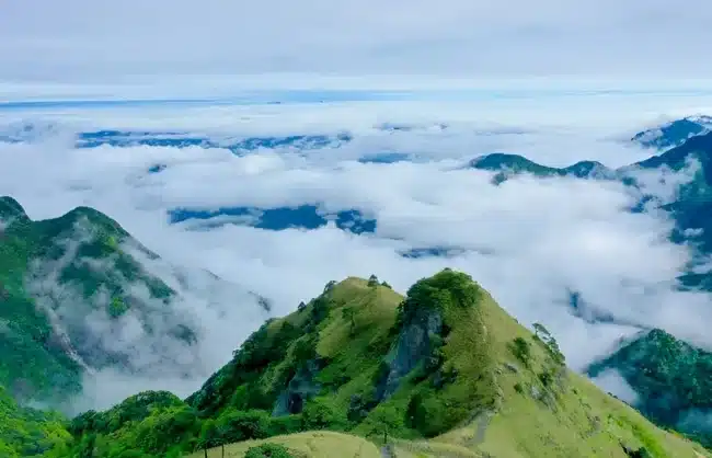 wougong-mountain-cloud - China Xian Tour: Private & Tailor-Made China Tours wougong-mountain-cloud