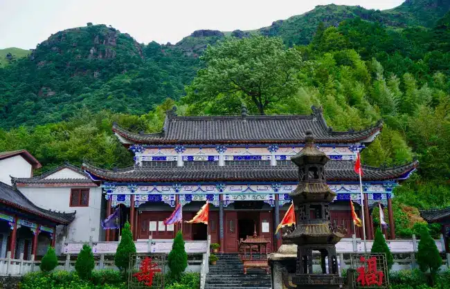 wugong-mountain-temple - China Xian Tour: Private & Tailor-Made China Tours wugong-mountain-temple