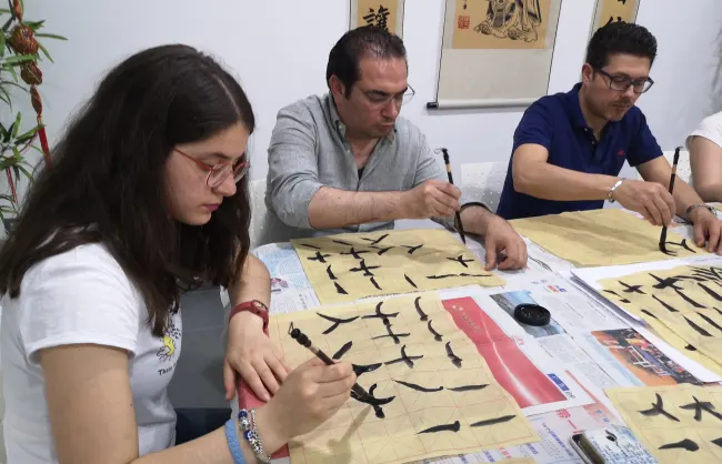 Chinese-Calligraphy-Class - China Xian Tour: Private & Tailor-Made China Tours China tours with Chinese Calligraphy Class