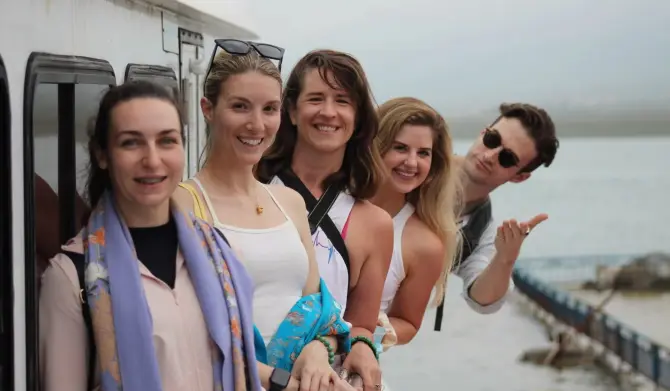 private-china-travel-with-friends