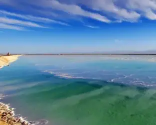 qinghai-lake-blue-sky - China Xian Tour: Private & Tailor-Made China Tours China Silk Road Tour with Qinghai Lake