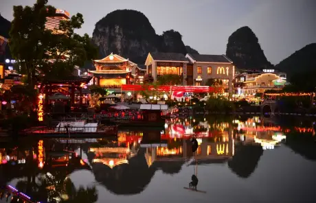 Guilin tour to Yangshuo West Street