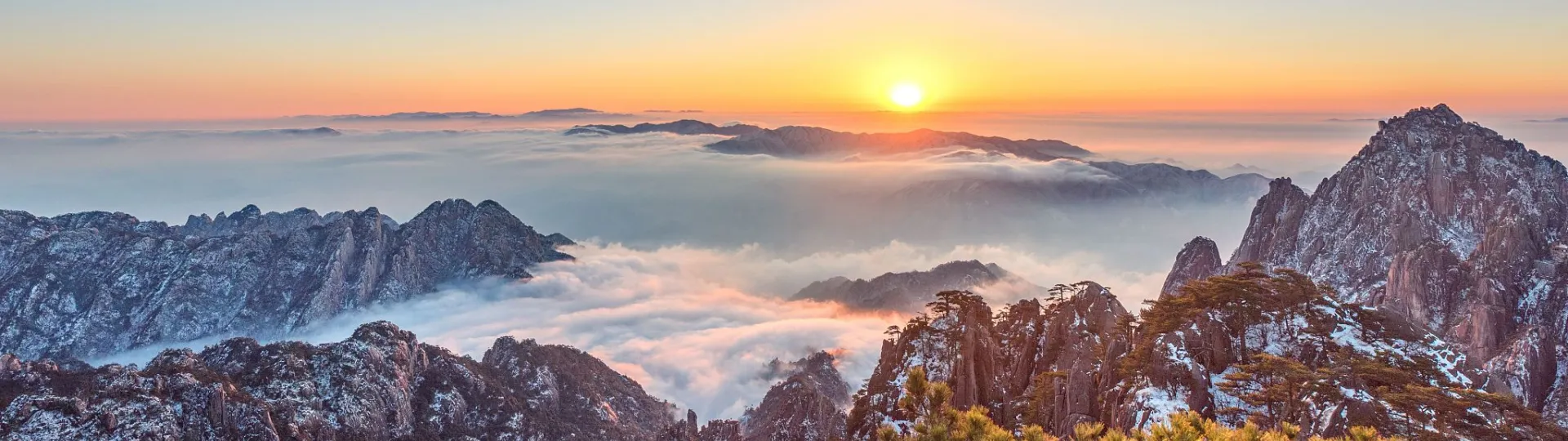 Huangshan Winter Sunrise head