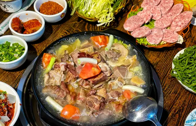 cured-ribs-hot-pot | China Xian Tour: Private & Tailor-Made China Tours Enjoying Yunnan cured pork ribs hotpot