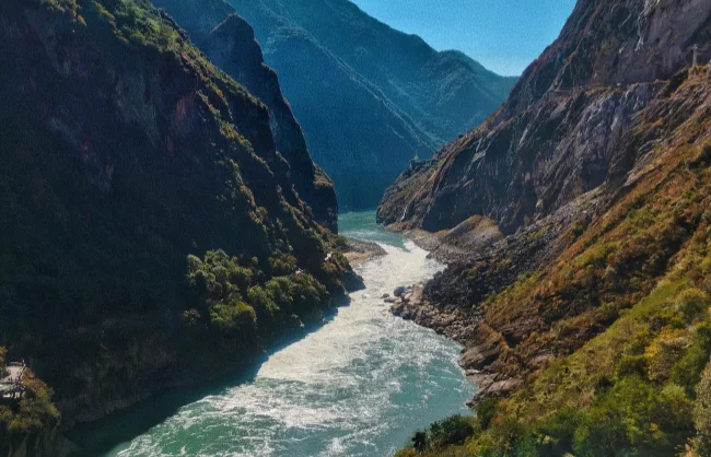 tiger-leaping-gorge | China Xian Tour: Private & Tailor-Made China Tours Tiger Leaping Gorge in winter