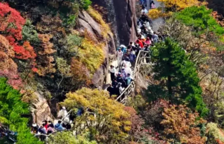 Huangshan in November - China Xian Tour: Private & Tailor-Made China Tours Huangshan in November