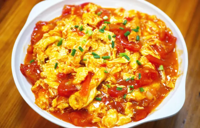 vegetarian-chinese-food-fried-egg-and-tomato - China Xian Tour: Private & Tailor-Made China Tours Chinese Vegetarian Food - Fried Egg and Tomato