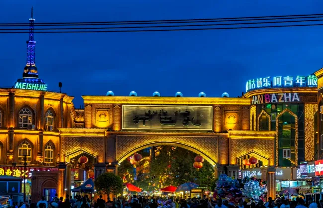 khan-bazaar-night-market | China Xian Tour: Private & Tailor-Made China Tours Kashgar Khan Bazaar Night Market