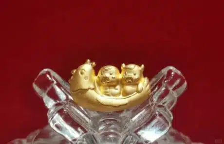 lucky pendants for people born in the year of the snake - China Xian Tour: Private & Tailor-Made China Tours Lucky Pendants for People Born in the Year of the Snake