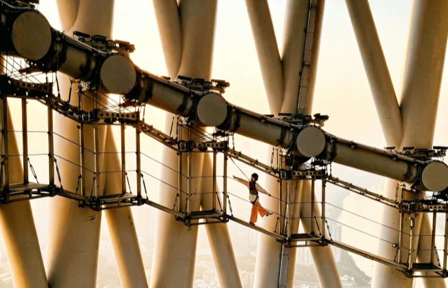 spider-walk | China Xian Tour: Private & Tailor-Made China Tours Spider Walk experience Canton Tower