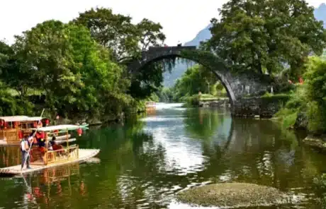 The Ten-Mile Gallery which is only 4 kilometers away from Yangshuo West Street - China Xian Tour: Private & Tailor-Made China Tours The Ten-Mile Gallery which is only 4 kilometers away from Yangshuo West Street