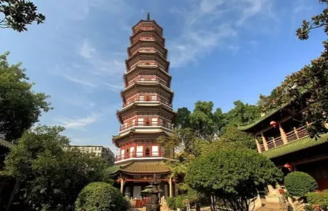 Six Banyan Trees Temple Guangzhou - China Xian Tour: Private & Tailor-Made China Tours Six Banyan Trees Temple Guangzhou