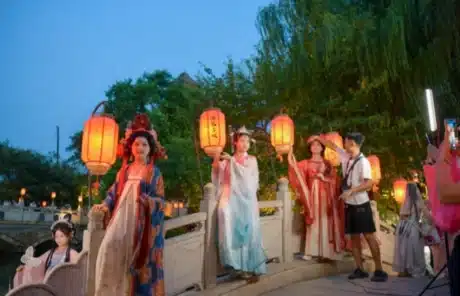 Taking tourist photos in Hanfu - China Xian Tour: Private & Tailor-Made China Tours Taking tourist photos in Hanfu