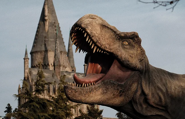jurrasic-world-universal | China Xian Tour: Private & Tailor-Made China Tours A large Tyrannosaurus rex in Jurrasic Lan