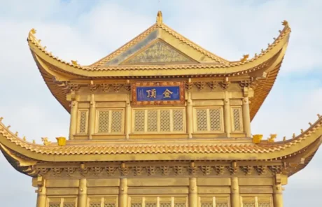 Golden Roof of Mount Emei - China Xian Tour: Private & Tailor-Made China Tours Golden Roof of Mount Emei
