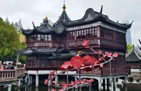 Shanghai Yuyuan Huxinting Tea House - China Xian Tour: Private & Tailor-Made China Tours Shanghai Yuyuan Huxinting Tea House