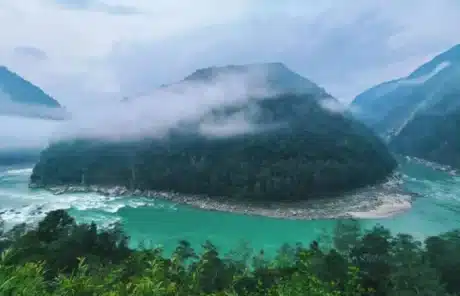 Yarlung Zangbo River in China - China Xian Tour: Private & Tailor-Made China Tours Yarlung Zangbo River in China