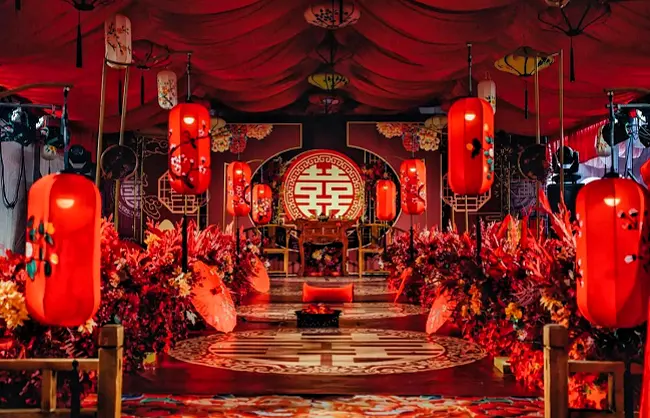 red-traditional-chinese-wedding-scene | China Xian Tour: Private & Tailor-Made China Tours Red traditional Chinese wedding scene