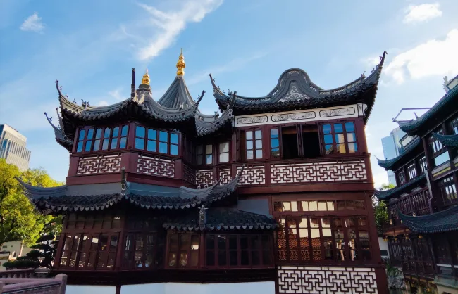 tea-house | China Xian Tour: Private & Tailor-Made China Tours Shanghai Yuyuan Huxinting Tea House
