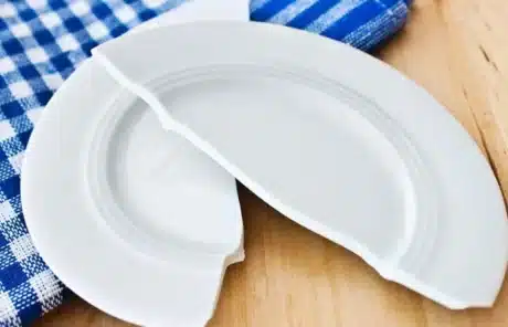 Broken Plate - China Xian Tour: Private & Tailor-Made China Tours Accidentally break a plate - Meaning peace year after year