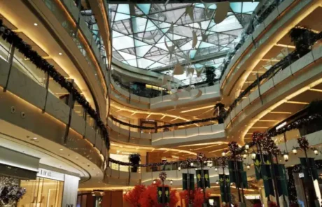 Shanghai Tower Shopping Mall - China Xian Tour: Private & Tailor-Made China Tours Shanghai Tower Shopping Mall