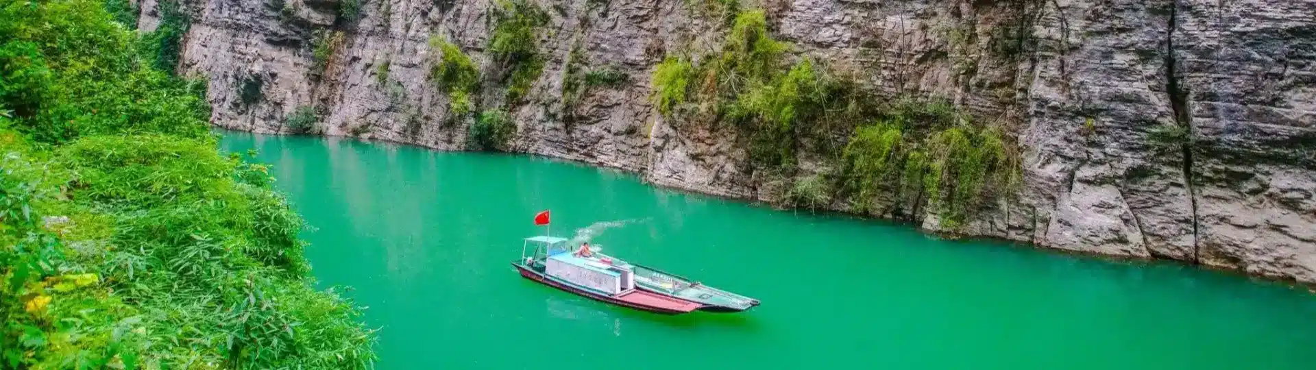 The enchanted peaks チェリー　yan座　yangraver Top Attractions in Yading Nature Reserve | WindhorseTour