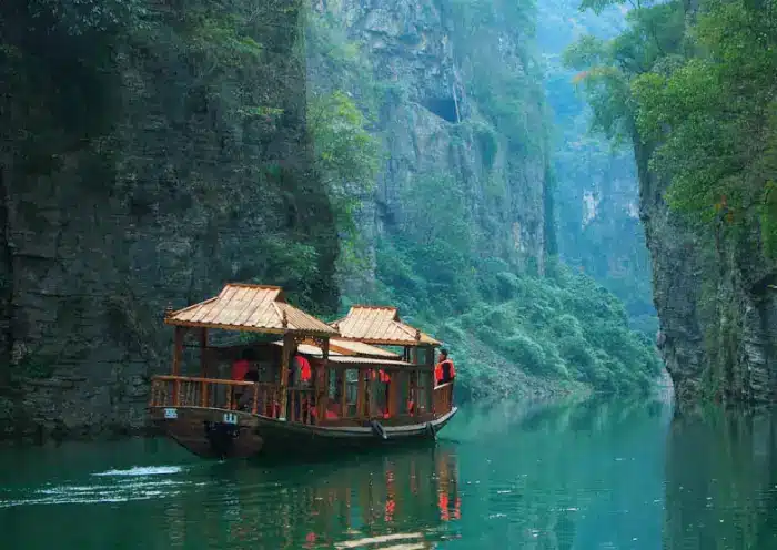 The enchanted peaks チェリー　yan座　yangraver Riviere by Corbett Lighting