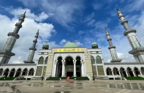 Grand Mosque of Shadian Honghe - China Xian Tour: Private & Tailor-Made China Tours Grand Mosque of Shadian Honghe
