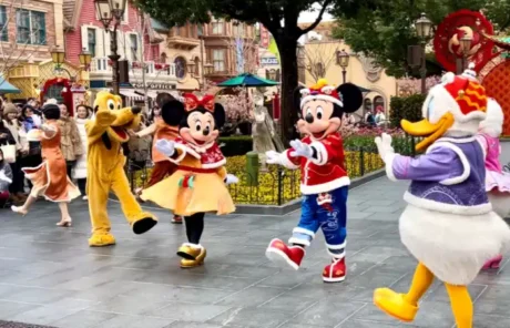 Shanghai Disneyland Mickey Avenue - China Xian Tour: Private & Tailor-Made China Tours Shanghai Disneyland Mickey Avenue