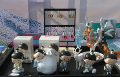 Chinese souvenirs - China Xian Tour: Private & Tailor-Made China Tours Chinese Souvenirs