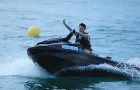 Experiencing jet skiing in Sanya - China Xian Tour: Private & Tailor-Made China Tours Experiencing Jet Skiing in Sanya
