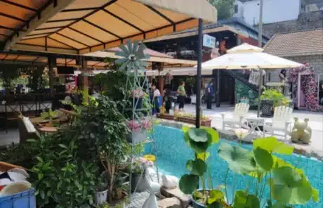 Restaurant near Mutianyu - China Xian Tour: Private & Tailor-Made China Tours Restaurant near Mutianyu