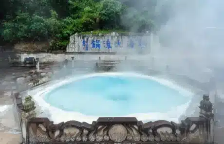 10 Days Yunnan Tour with Tengchong, Shangri-La & More