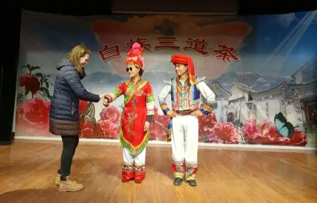 dali three-course tea performance